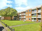 2 bedroom Flat for sale, Willow Court, St. Peters Park...