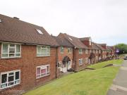 2 Bedroom Flat House to Rent