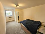 2 Bedroom Flat House to Rent
