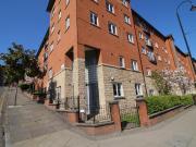 2 Bedroom Flat House to Rent