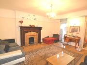 2 Bedroom Flat House to Rent