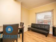 2 Bedroom Flat House to Rent