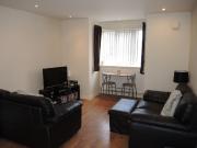 2 Bedroom Flat House to Rent
