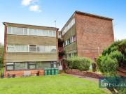2 Bedroom Flat House to Rent