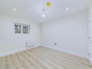 2 Bedroom Flat House to Rent