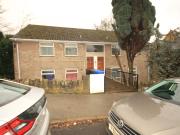 2 Bedroom Flat House to Rent