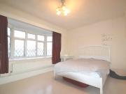 2 Bedroom Flat House to Rent