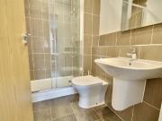 2 Bedroom Flat House to Rent
