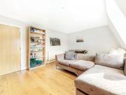2 Bedroom Flat House to Rent