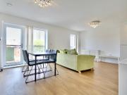 2 Bedroom Flat House to Rent