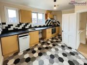 2 Bedroom Flat House to Rent