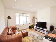 2 Bedroom Flat House to Rent