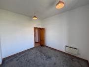 2 Bedroom Flat House to Rent