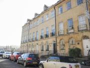 2 Bedroom Flat House to Rent