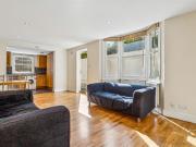 2 Bedroom Flat House to Rent