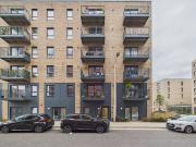 2 Bedroom Flat House to Rent