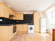2 Bedroom Flat House to Rent