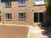 2 Bedroom Flat in Florauna