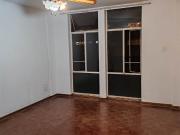 2 Bedroom Flat in Florida Lake