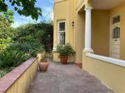 2 Bedroom Flat in Green Point
