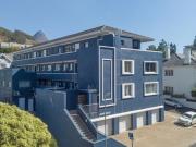 2 Bedroom Flat in Three Anchor Bay