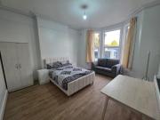 2 bedroom flat in Yardley