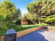 2 bedroom Flat To Let
