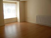 2 bedroom Flat To Let