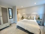 2 bedroom Flat To Let