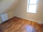 2 bedroom Flat To Let