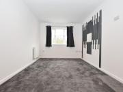 2 bedroom Flat To Let