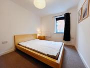 2 bedroom Flat To Let