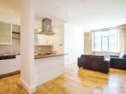 2 bedroom Flat To Let