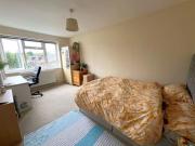 2 bedroom Flat To Let