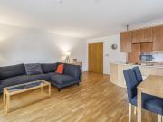 2 bedroom Flat To Let