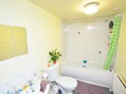 2 bedroom Flat To Let