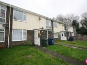 2 bedroom Flat to let Farnham Close, Lemington,...