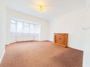 2 Bedroom Flat To Let HP12 2 Bedroom Flat To Let HP12