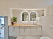 2 Bedroom Flat To Let in Higgovale