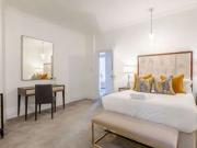 2 bedroom Flat to let Strathmore Court, St John's...