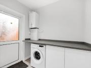 2 bedroom Flat To Let Total Size: 689 SQ FT