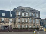 2 Bedroom Flat to Rent at Dunfermline North, Fife, England