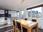 2 bedroom Flat to rent, Broadway, Bexleyheath, DA6...