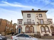 2 bedroom Flat to rent, Burch Road, Northfleet, DA11...