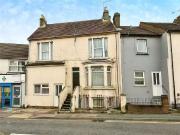 2 bedroom Flat to rent, Canterbury Street, Gillingham,...