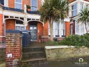 2 bedroom Flat to rent, Flat 4 79 Eastern Esplanade,...
