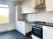 2 bedroom Flat to rent, High Street, Swanley, BR8 £1,300 pcm