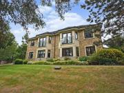 2 bedroom flat to rent in Bishops Stortford, CM23...