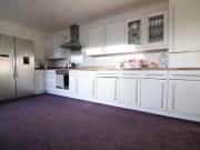 2 bedroom flat to rent in Convent Way, Southall 36086930 on