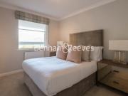2 Bedroom flat to rent in Fulham Road, Chelsea, SW3